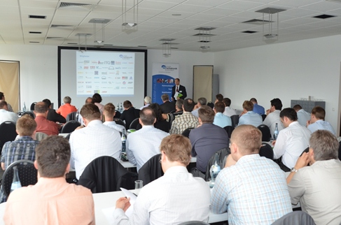 Das Fachseminar zur MID-Technologie war mit über 50 Teilnehmern sehr gut besucht Das Fachseminar zur MID-Technologie war mit über 50 Teilnehmern sehr gut besucht