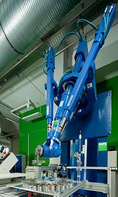 Zum Artikel "5 achsige Wickelmaschine Tricept T605"
