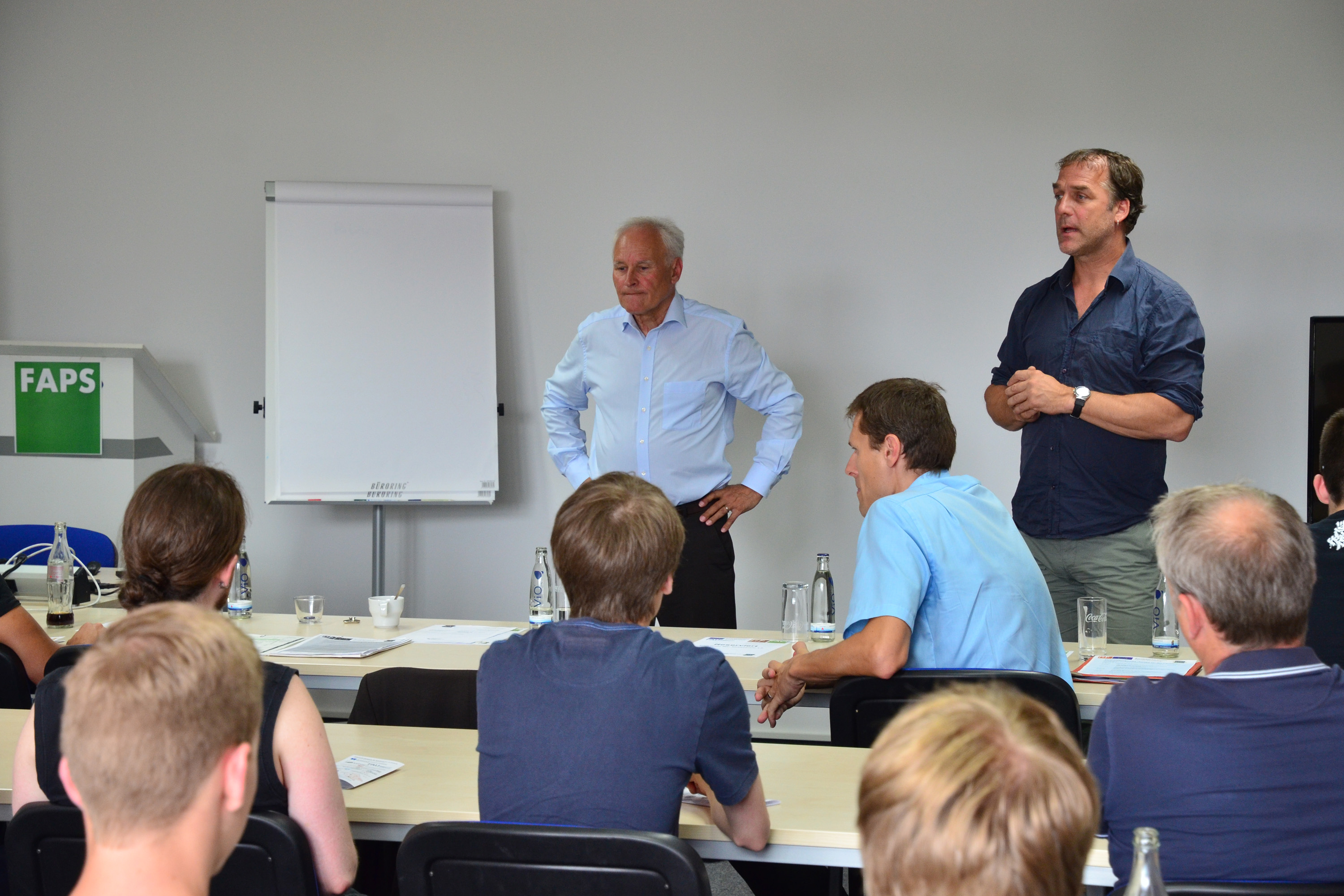Zum Artikel "28.06.2017: Europa vor Ort erkunden – Diskussion gesellschaftlicher und technologischer Herausforderungen mit Schülern der Berufsschule I"