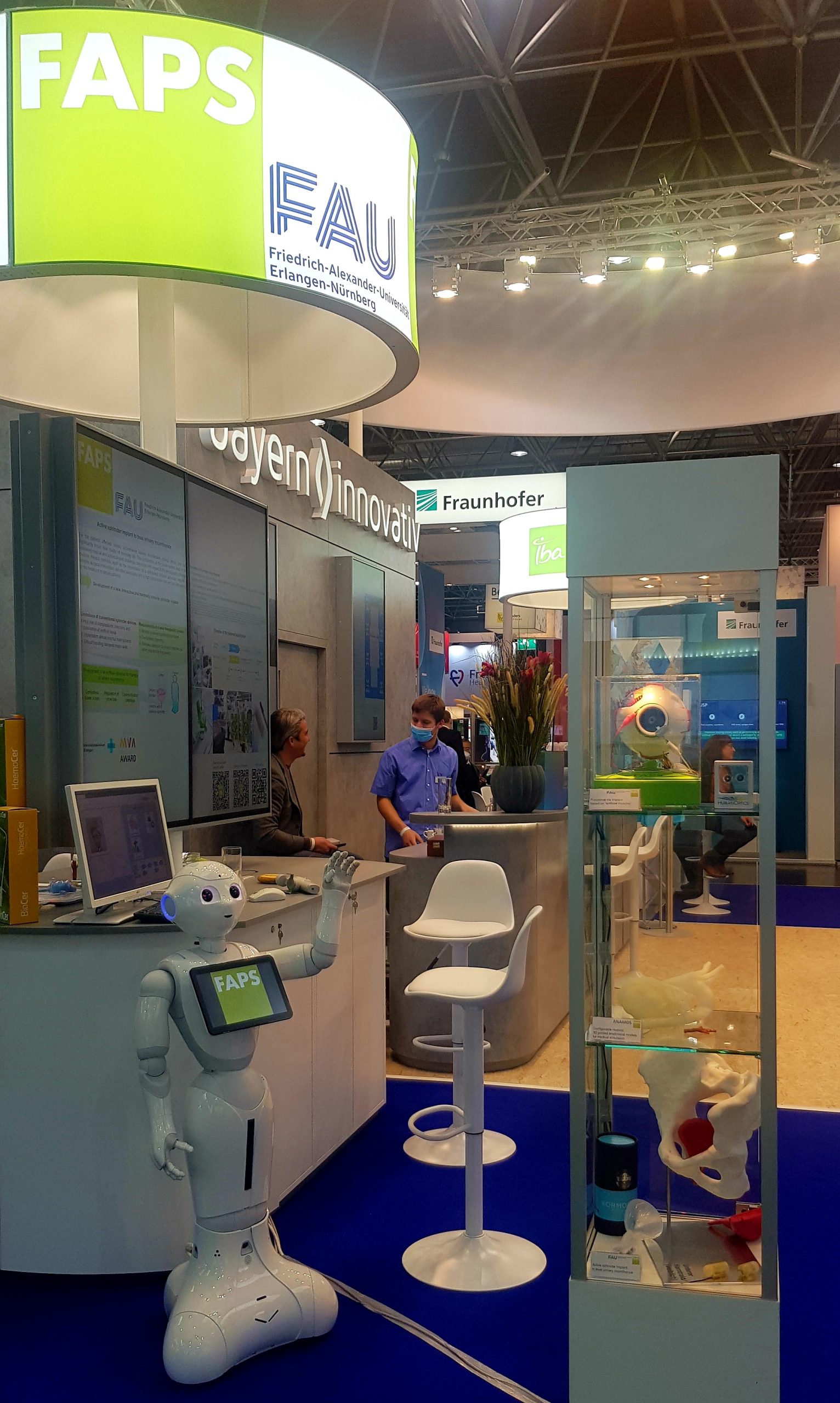 Zum Artikel "Messestand auf der Medica 2022 in Düsseldorf"