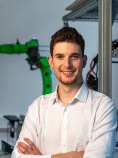 Simon Lamprecht