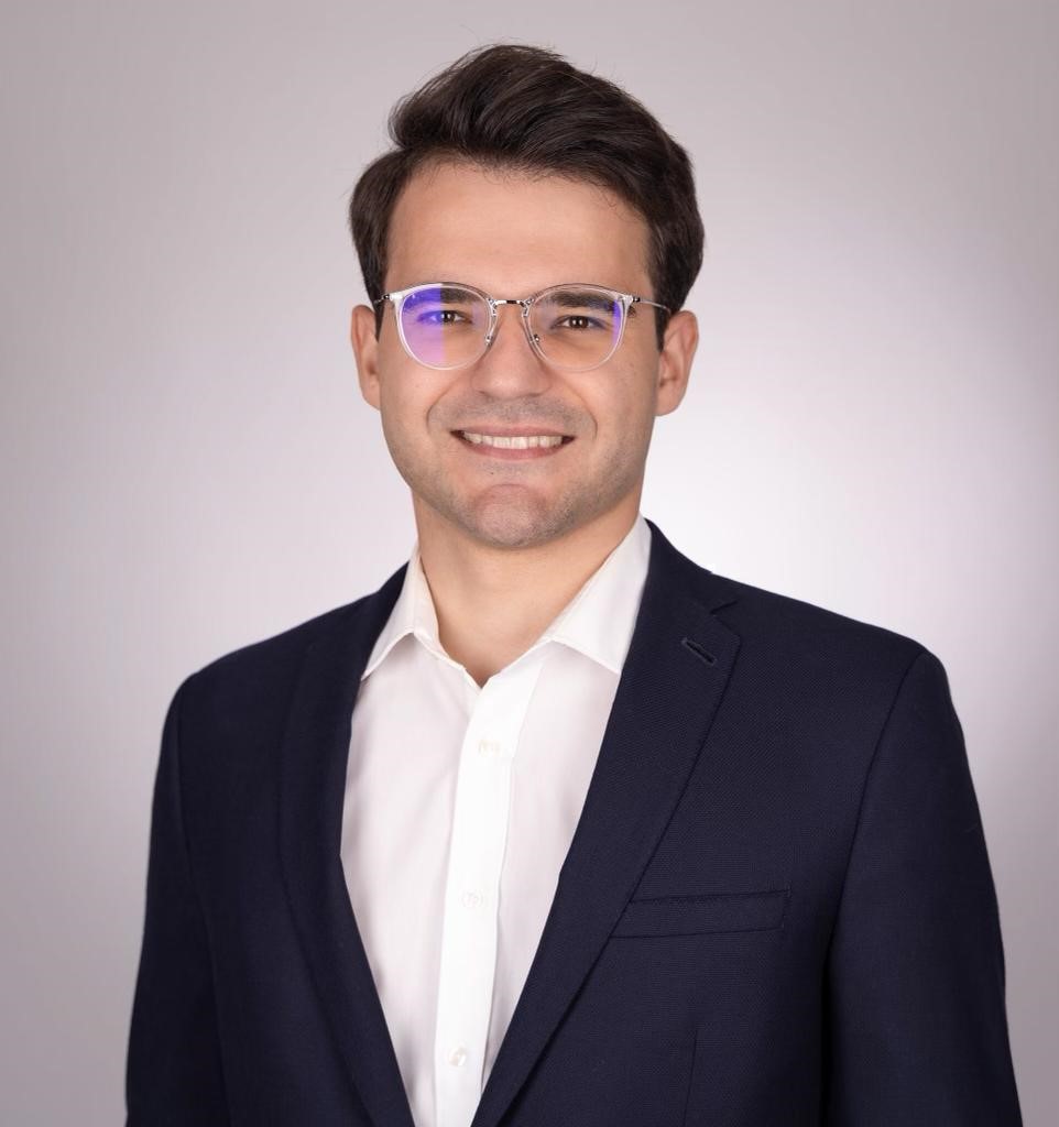 Zum Artikel "15.08.2023: Neuer Mitarbeiter am Lehrstuhl FAPS | Baris Albayrak, M. Sc."