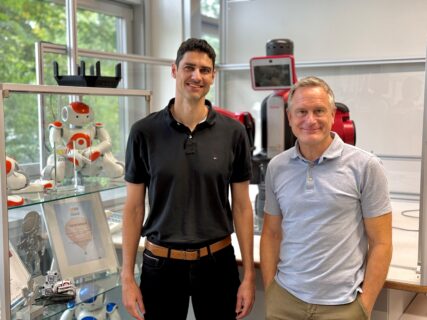Zum Artikel "01.08.2024: Prof. Dr.-Ing. Florian Risch unterstützt den FAPS als neuer Professor für Montagetechnologien elektrischer Energiespeicher"