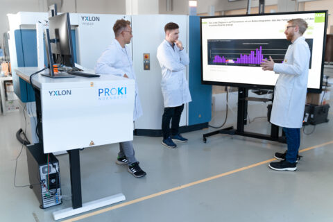 Zum Artikel "01.10.2024: VDI Nachrichten berichtet über Forschung und Praxis der KI in der Produktion, an der FAPS beteiligt ist"