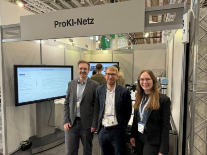 Zum Artikel "22.-26.04.2024: Erfolgreicher Messeauftritt der ProKI-Nürnberg auf der Hannover Messe"
