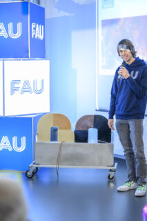 Zum Artikel "26.10.-03.11.2024: FAPS durch die FAU auf der Consumenta 2024 vertreten"