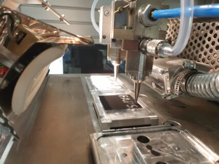 Zum Artikel "01.04.2025: Neue DFG-Forschungsgruppe „3D-HF-MID“ gestartet"