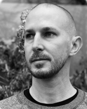 Zum Artikel "15.10.2024: Neuer Mitarbeiter am Lehrstuhl FAPS | Christopher Billings"