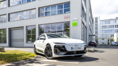Zum Artikel "27.05.2025: Lehrstuhl FAPS fährt weiter nachhaltig mit Audi A6 e-tron"
