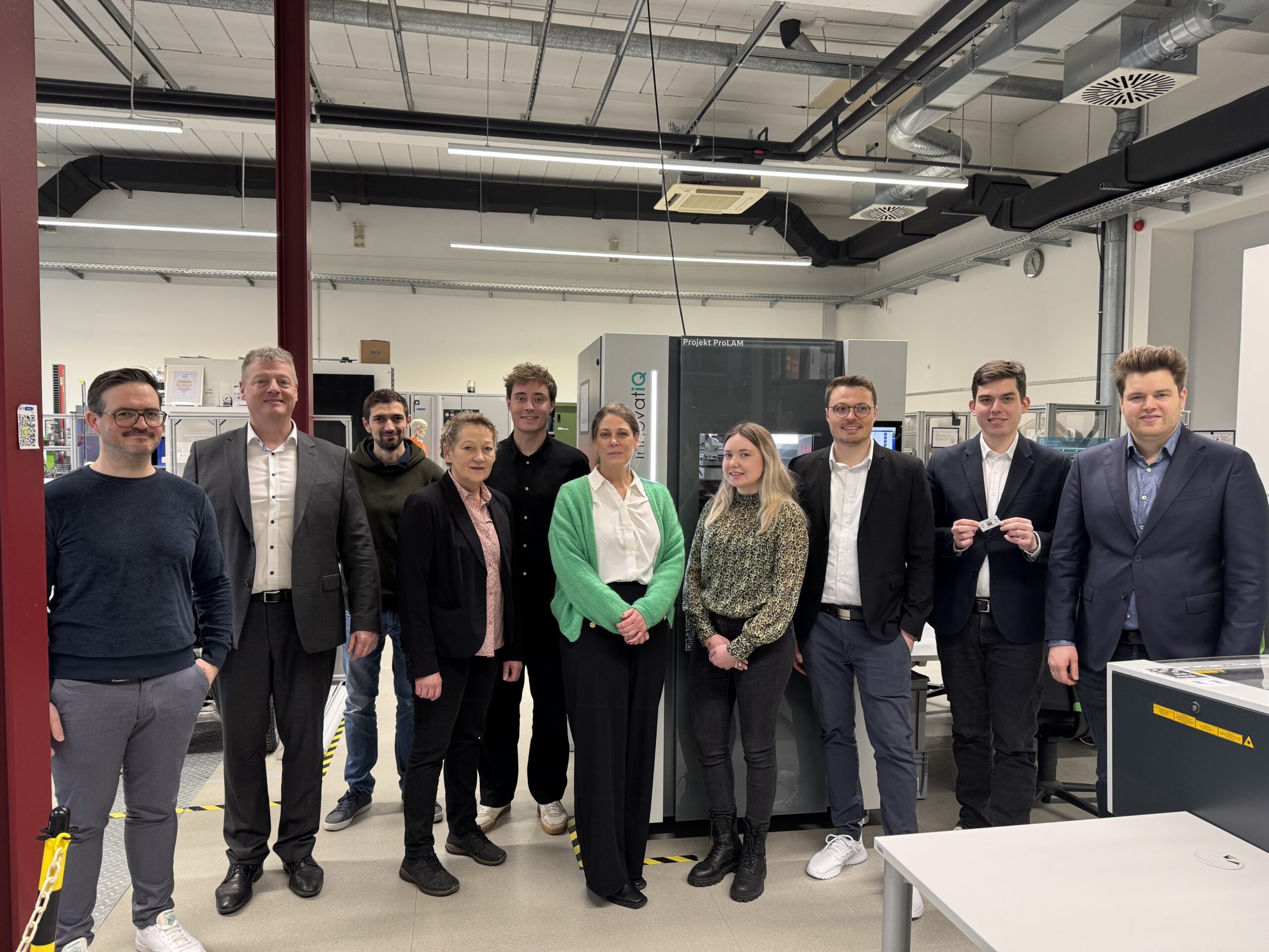 15.12.2025: Kick-off für das Forschungsprojekt ASAP-MID zur Aufbringung von leitfähigen Strukturen auf additiv gefertigte Silikonbauteile