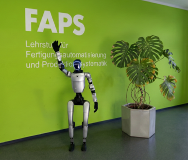 Zum Artikel "Abschlussarbeit zur Erstellung einer Simulationsumgebung für Reinforcement Learning Ansätze für humanoide Roboter"